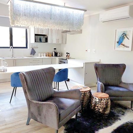 Waterside Cottages & Villas - Self Catering ハボローネ エクステリア 写真