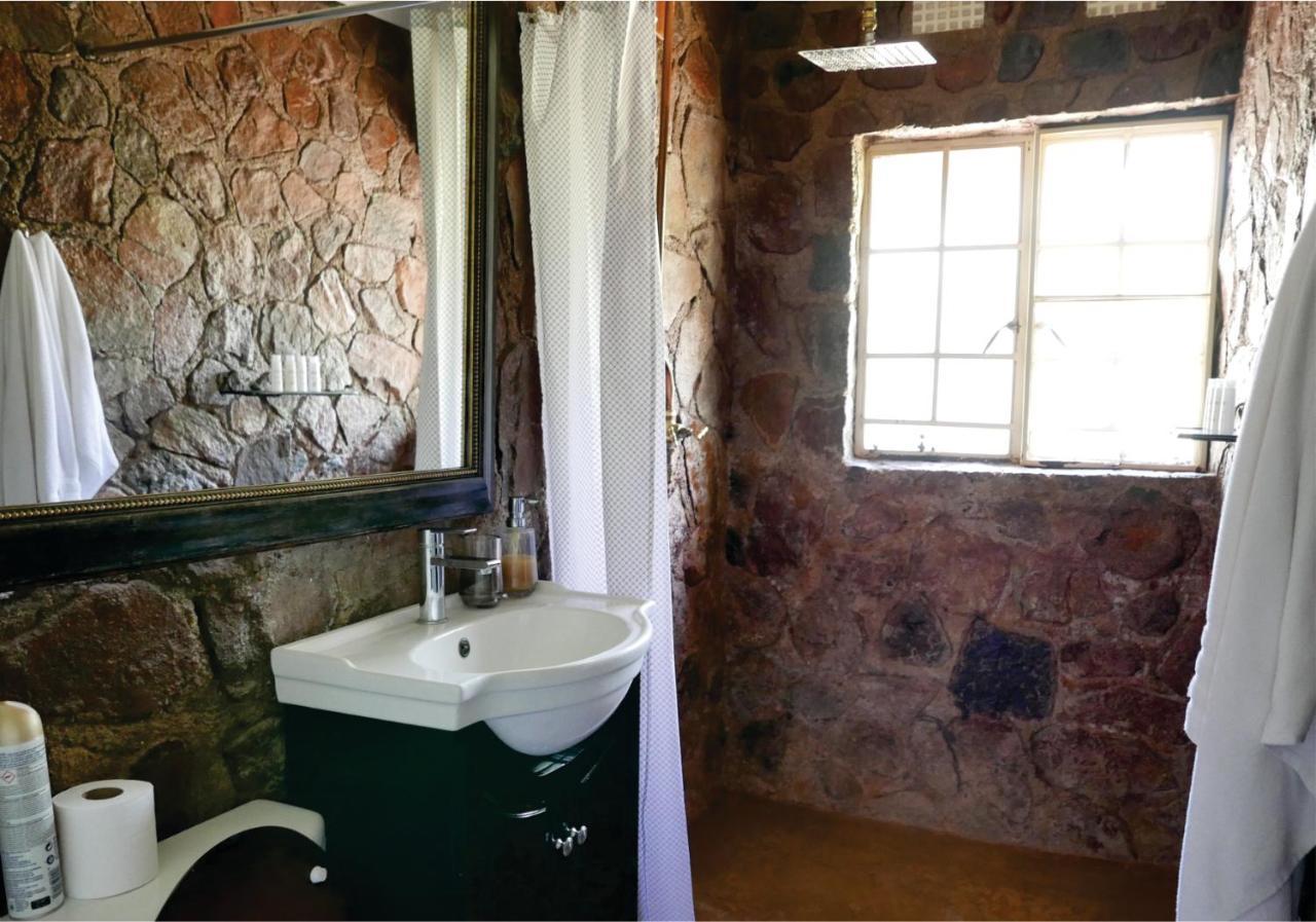 Waterside Cottages & Villas - Self Catering ハボローネ エクステリア 写真