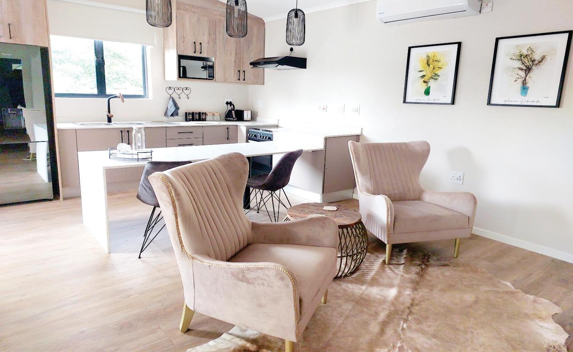 Waterside Cottages & Villas - Self Catering ハボローネ エクステリア 写真